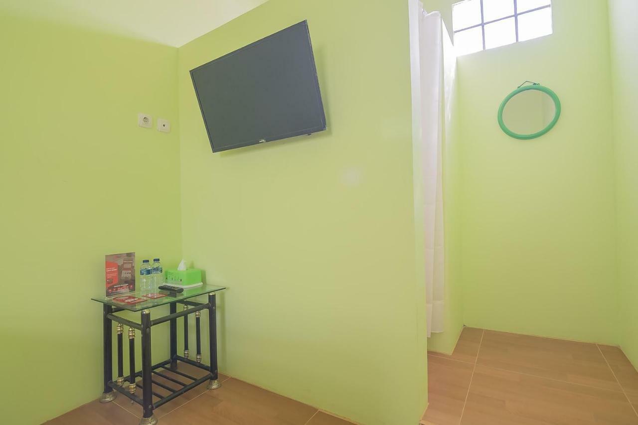 Reddoorz Syariah Near Museum Wisma Karya 梳邦再也 外观 照片